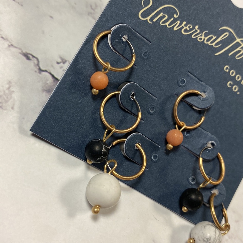 🛍 6 for $35 • NWT Universal Thread Semi-Precious Stone Small Hoop Earring Set - Picture 3 of 5